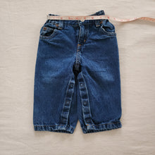 Load image into Gallery viewer, Vintage Gap Elastic Waist Jeans 6-12 months
