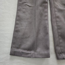 Load image into Gallery viewer, Vintage Brown Straight Leg Pants 4t
