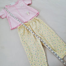 Load image into Gallery viewer, Vintage Pastel Floral Set 2t
