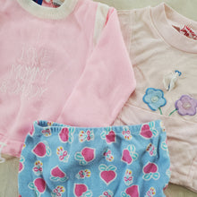 Load image into Gallery viewer, Vintage 3-Piece Girly Bundle 12 months
