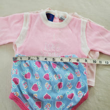 Load image into Gallery viewer, Vintage 3-Piece Girly Bundle 12 months
