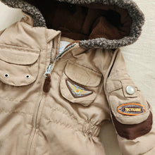 Load image into Gallery viewer, Vintage Flight Team Snowsuit 3-6 months
