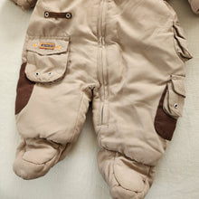 Load image into Gallery viewer, Vintage Flight Team Snowsuit 3-6 months
