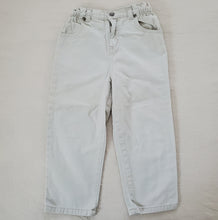 Load image into Gallery viewer, Vintage Cinched Waist Khaki Pants 4t
