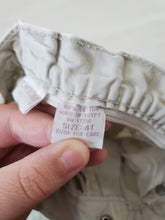 Load image into Gallery viewer, Vintage Cinched Waist Khaki Pants 4t
