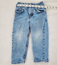 Load image into Gallery viewer, Vintage Stone Washed Blue Jeans 2t
