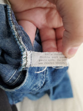 Load image into Gallery viewer, Vintage Mouse &amp; Flower Flared Jeans 2t
