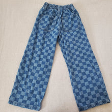 Load image into Gallery viewer, H&amp;M Checkerboard Jeans Kids 7
