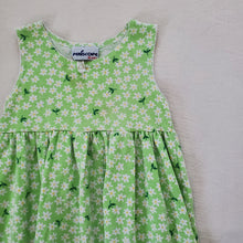 Load image into Gallery viewer, Vintage Green Daisy Sleeveless Dress 4t

