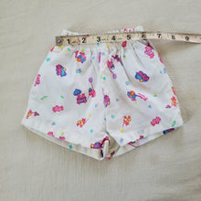Load image into Gallery viewer, Vintage Girly Bears Shorts 6-12 months
