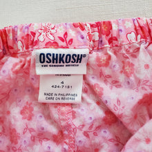Load image into Gallery viewer, Vintage Y2k Oshkosh Floral Kapris 4t
