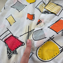 Load image into Gallery viewer, Vintage Abstract Pattern Shirt 4t/5t

