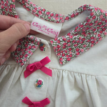Load image into Gallery viewer, Vintage Floral Collared Top 2t
