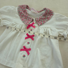 Load image into Gallery viewer, Vintage Floral Collared Top 2t
