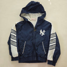 Load image into Gallery viewer, Vintage New York Yankees Hooded Jacket 5t/6
