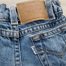 Load image into Gallery viewer, Vintage Levi's Cuffed Jean Shorts 12 months
