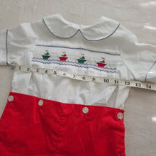 Load image into Gallery viewer, Vintage Ships Smocked Romper 3t
