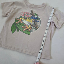 Load image into Gallery viewer, Vintage Tree Frogs Neutral Tee 3t
