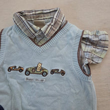 Load image into Gallery viewer, Y2k Classic Pooh Top + Jeans 3-9 months
