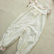 Load image into Gallery viewer, Vintage White &amp; Pink Dotted Pantsuit 4t
