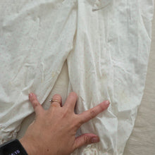 Load image into Gallery viewer, Vintage White &amp; Pink Dotted Pantsuit 4t
