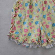 Load image into Gallery viewer, Vintage Yellow Rose Floral Shorts 4t
