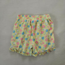 Load image into Gallery viewer, Vintage Yellow Rose Floral Shorts 4t
