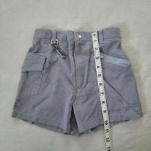 Load image into Gallery viewer, Vintage Gray Shorts 5t/6
