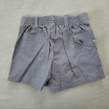 Load image into Gallery viewer, Vintage Gray Shorts 5t/6
