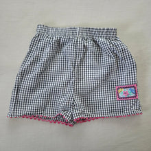 Load image into Gallery viewer, Vintage Girly Plaid Shorts 5t
