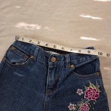 Load image into Gallery viewer, Y2k Disney Princess Jeans kids 6
