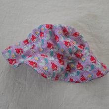 Load image into Gallery viewer, Disney Little Mermaid Sun Hat 6-12 months
