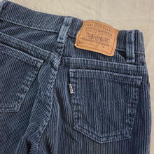 Load image into Gallery viewer, Vintage Levi&#39;s 550 Fit Navy Blue Cord Pants kids 7
