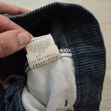 Load image into Gallery viewer, Vintage Levi&#39;s 550 Fit Navy Blue Cord Pants kids 7
