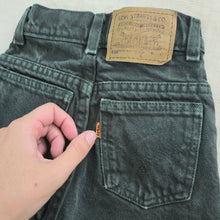 Load image into Gallery viewer, Vintage Levi's 550 Fit Dark Green Jeans Orange Tab 4t SLIM
