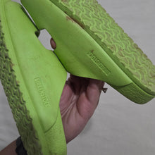 Load image into Gallery viewer, Birkenstock Lime Green Sandals kids 2
