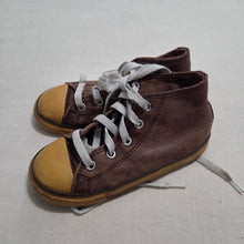 Load image into Gallery viewer, Converse Brown Leather High Tops toddler 10
