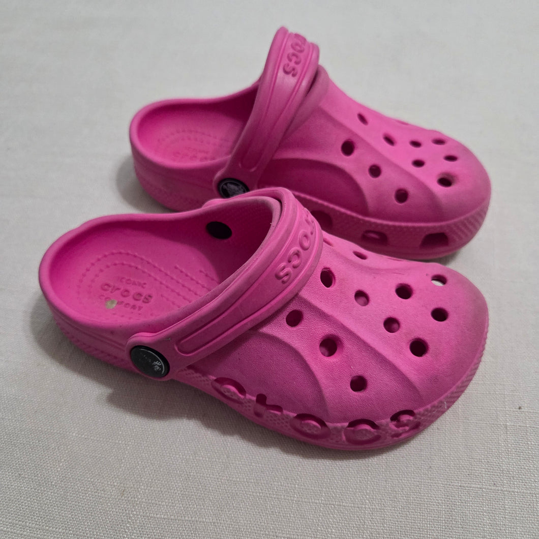 Crocs Pink Spellout Shoes toddler 11