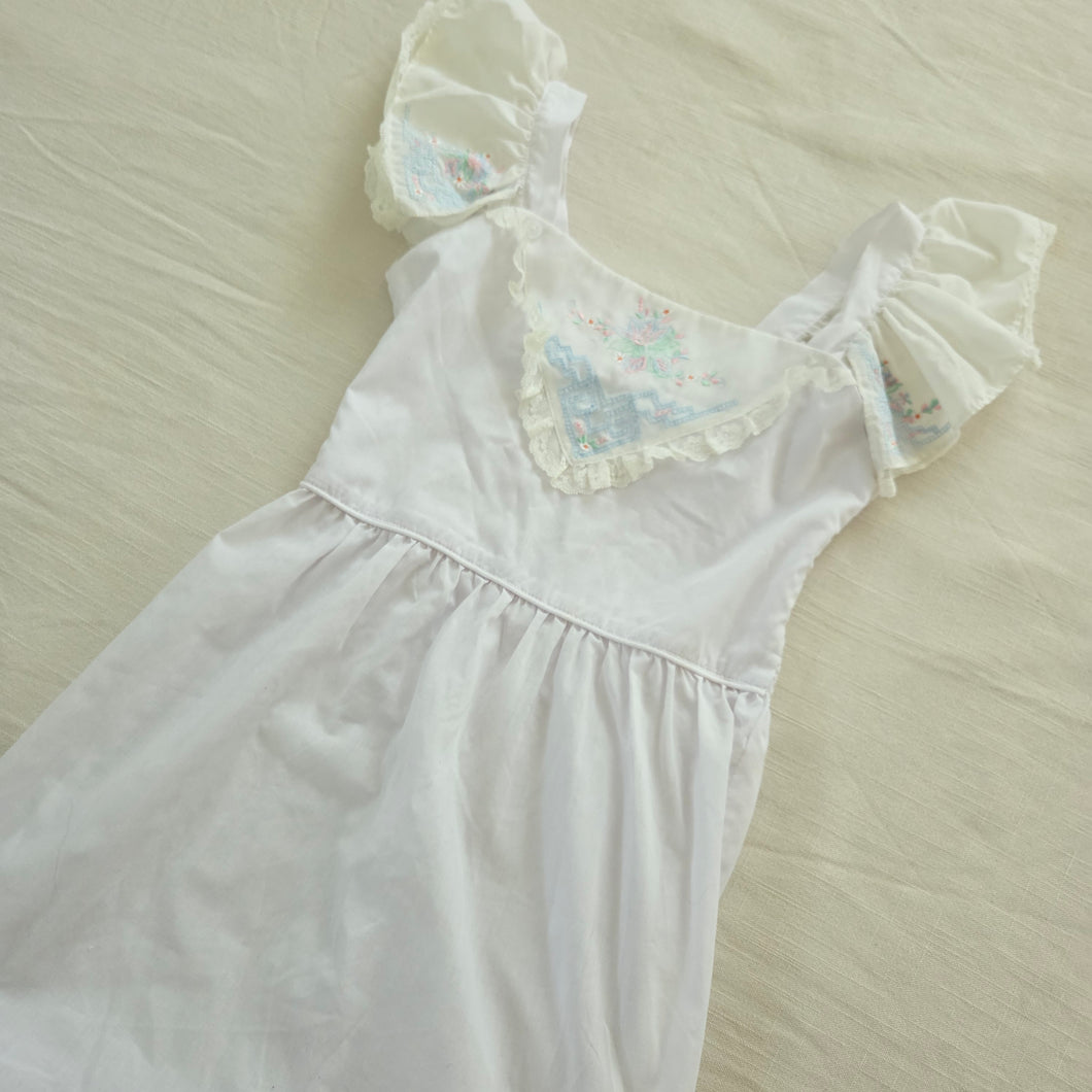 Vintage White Embroidered Sleeveless Dress kids 10