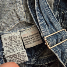 Load image into Gallery viewer, Vintage Tweety Denim Skirtall kids 9/10
