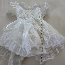 Load image into Gallery viewer, Vintage White Semi-Circle Dress 5t
