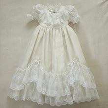 Load image into Gallery viewer, Vintage White Semi-sheer Maxi Dress 4t
