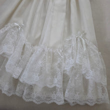 Load image into Gallery viewer, Vintage White Semi-sheer Maxi Dress 4t
