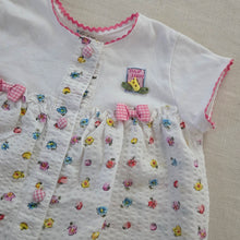 Load image into Gallery viewer, Vintage Floral Bubble Romper 6-9 months
