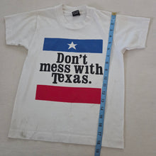 Load image into Gallery viewer, Vintage Don&#39;t Mess With Texas Tee kids 6/8
