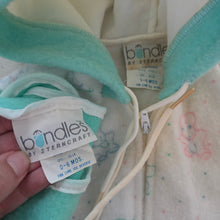 Load image into Gallery viewer, Vintage Matching Set Fleece PJs 0-6 months
