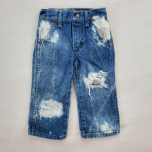 Load image into Gallery viewer, Vintage Wrangler Distressed Jeans 2t
