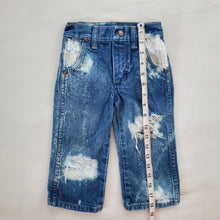 Load image into Gallery viewer, Vintage Wrangler Distressed Jeans 2t

