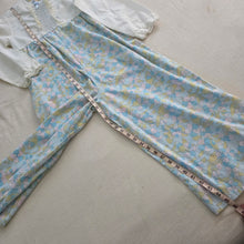 Load image into Gallery viewer, Vintage 70s Floral Pantsuit kids 12
