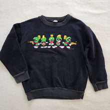 Load image into Gallery viewer, Vintage &#39;93 Marvin the Martian Black Crewneck 5t

